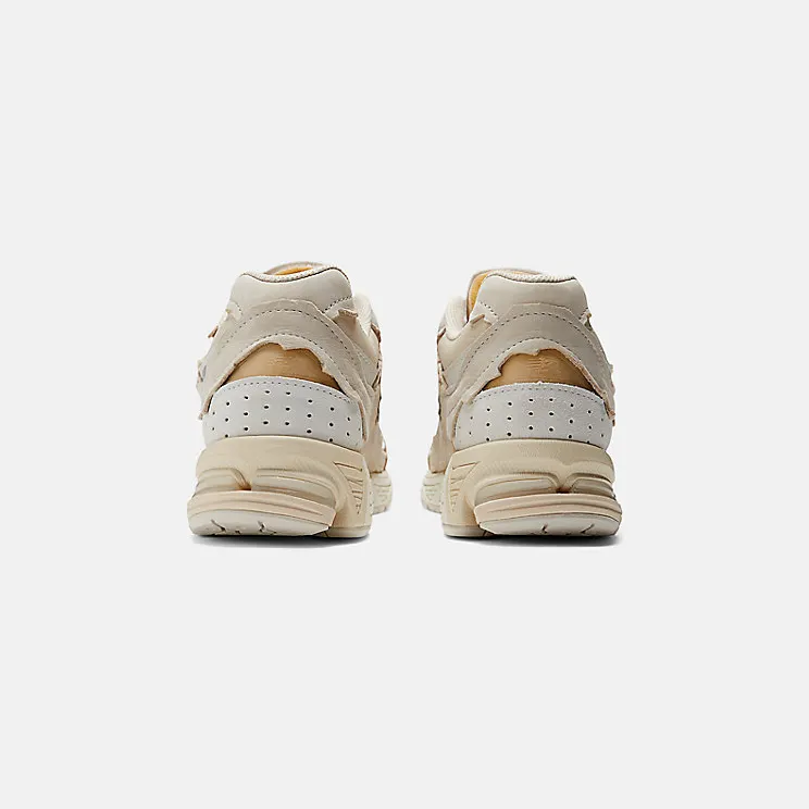 new-balance-2002r M2002RDQ