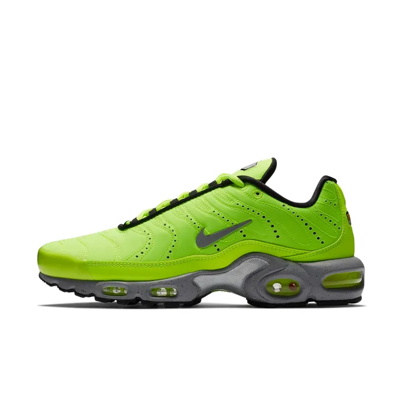 Nike Air Max Plus Full Volt Volt/Matte Silver-Wolf Grey-Black (815994-700)