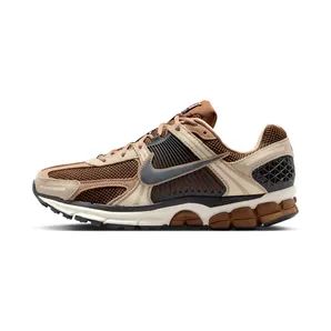 Nike Zoom Vomero 5 “Light British Tan / British Khaki / Linen / Dark Smoke Grey” (HF1553-202)