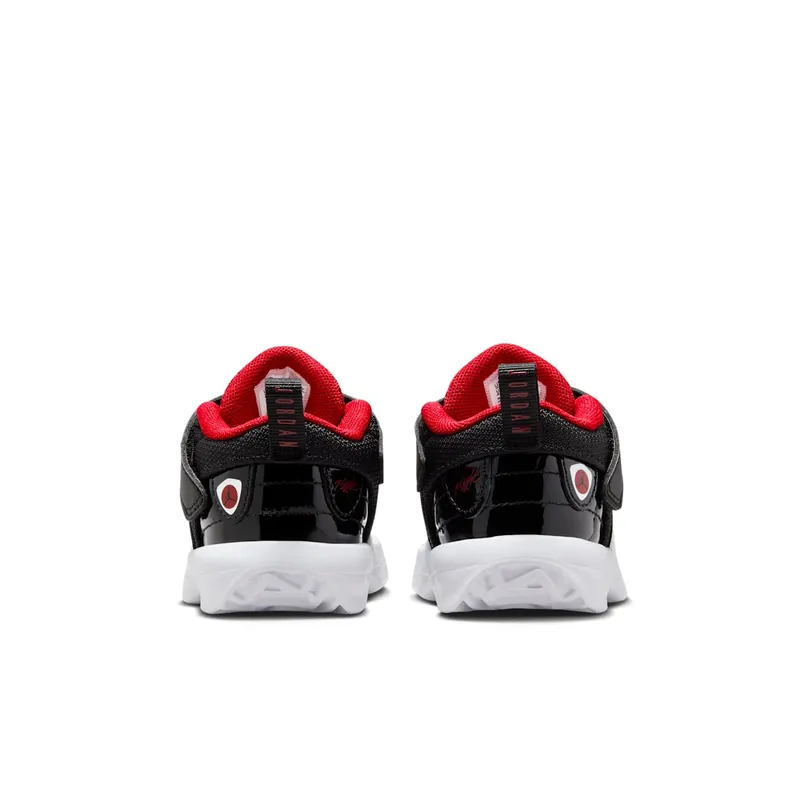 Jordan Max Aura 6 Black White Gym Red (FQ8296-006)