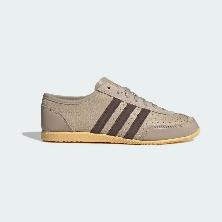 adidas Japan Decon “Wonder Beige / Dark Brown / Orange Tint” (KI8562)