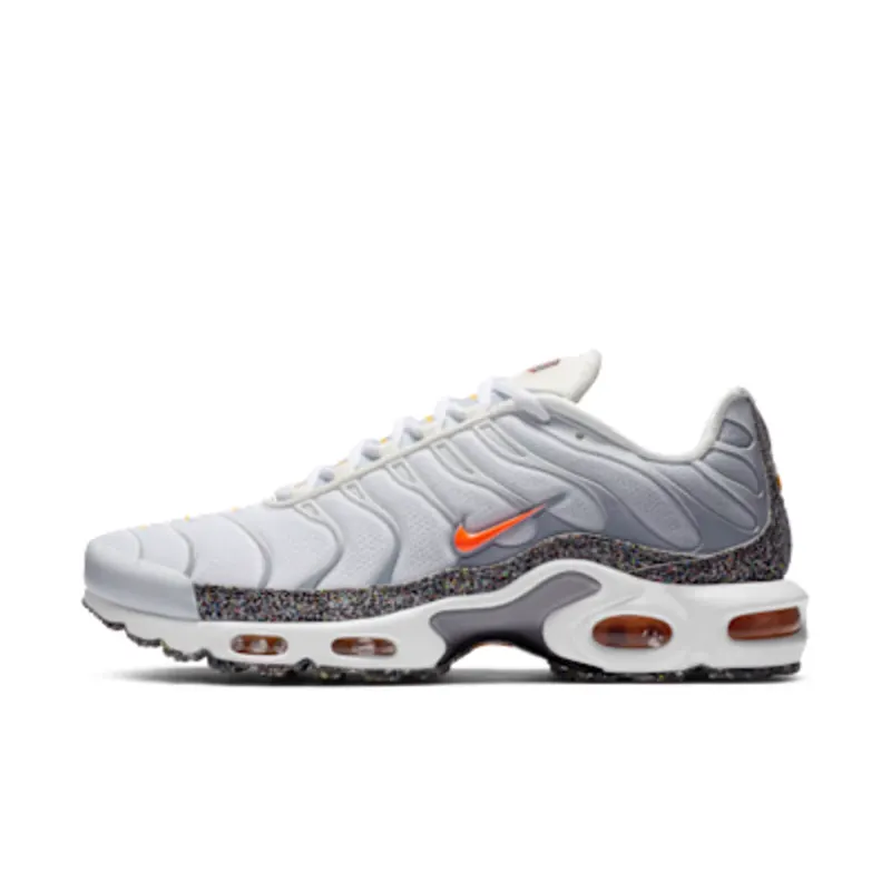 Nike Air Max Plus “White / Laser Orange / Midnight Navy / Total Orange” (DA1500-100)
