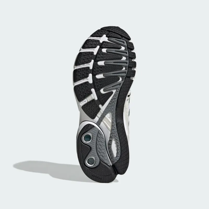 Adidas ADISTAR CONTROL 5 Shoes Cloud White / Rich Green / Core Black (KJ9732)