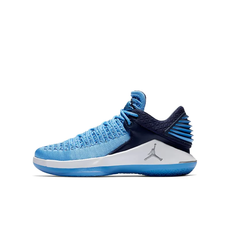 Jordan XXXII Low University Blue Black White Metallic Silver (AA1257-401)