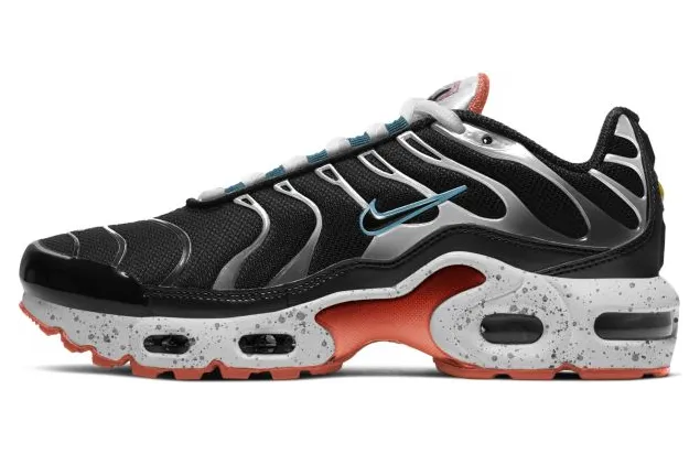 Nike Air Max Plus Zwart (CD0609-014)