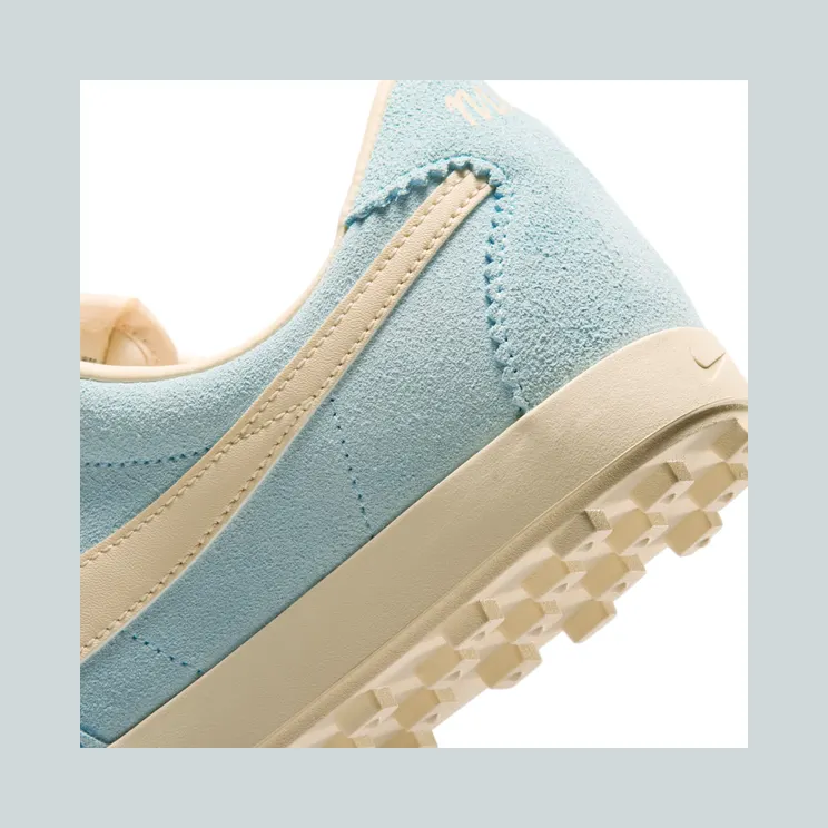 nike-astro-grabber IQ7611-400