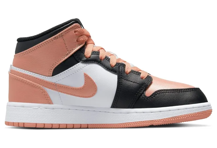 air-jordan-1 DM9077-108