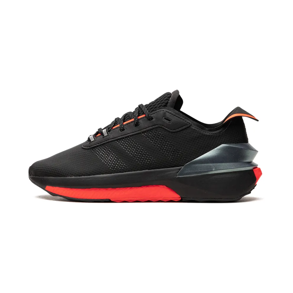 adidas Avryn Schuh Core Black / Core Black / Solar Red (HP5980)