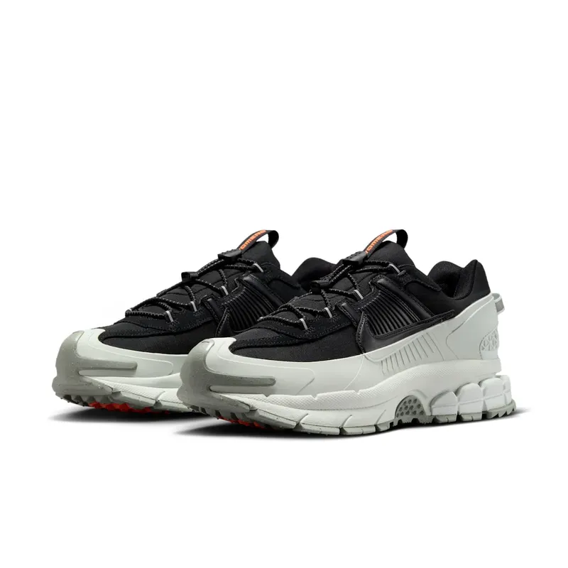 Nike Zoom Vomero 5 Roam “Black Light Silver” (FV2295-001)