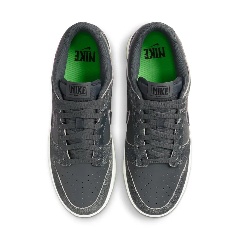 Nike Dunk Low SE “Halloween – Cauldron” (DQ7681-001)