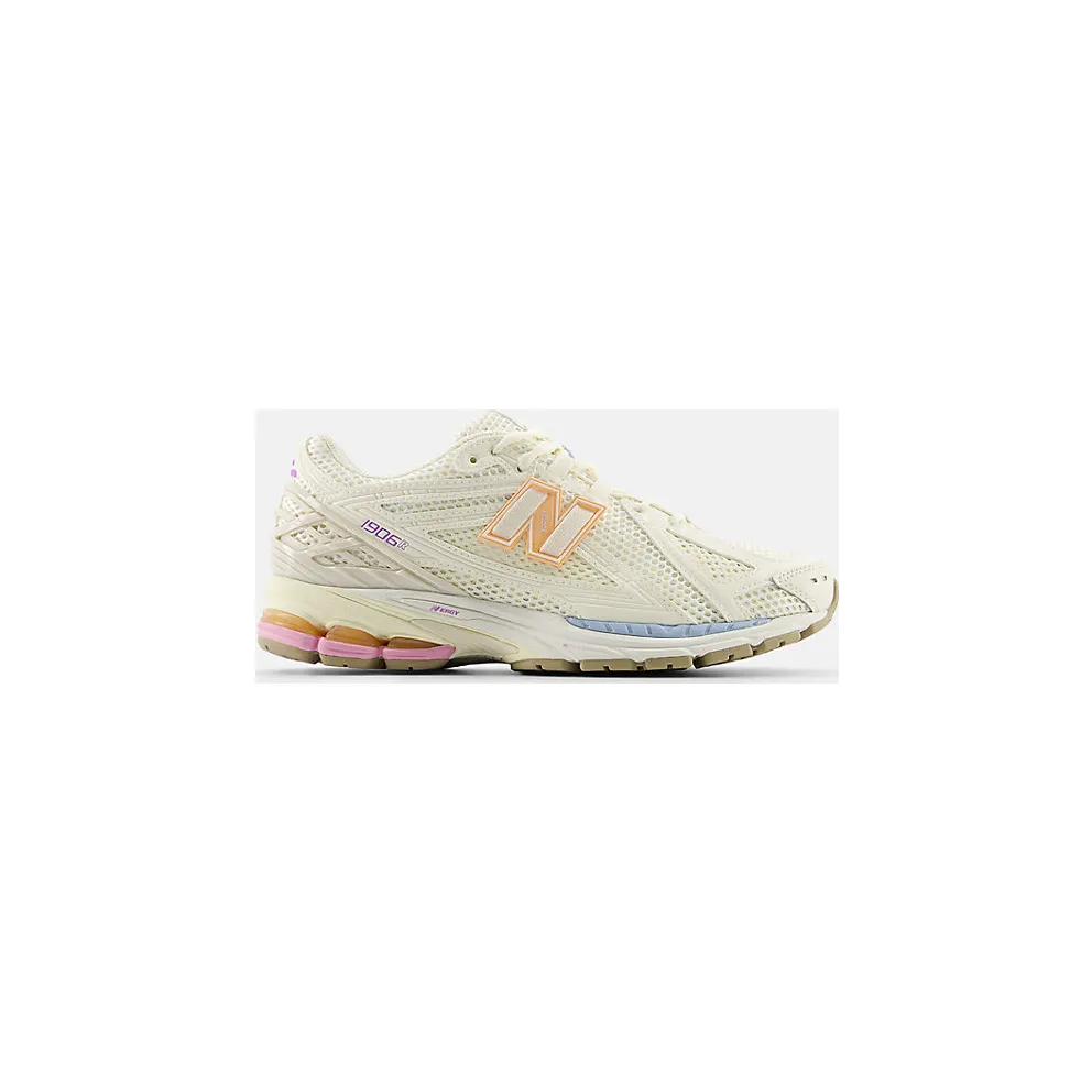 New Balance 1906R “Pink Sugar” (M1906RBP)