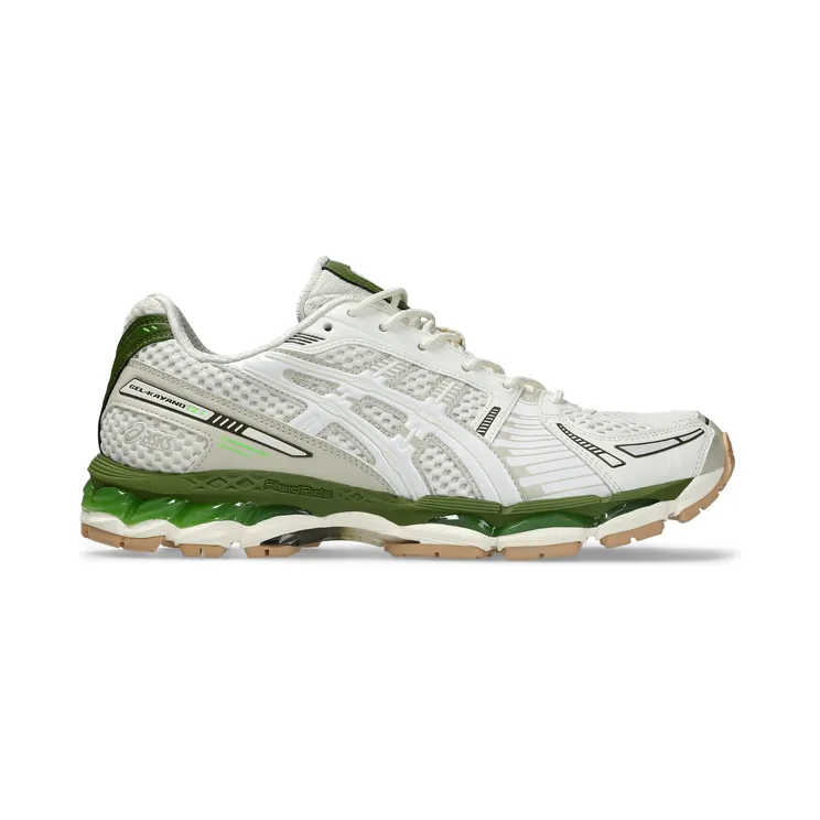 atmos geeft de ASICS GEL-Kayano 12.1 een gifgroene zool (1203B092-100)