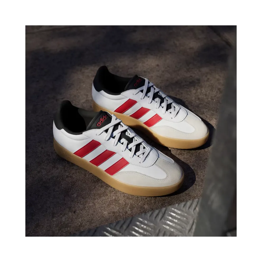 adidas Barreda “Cloud White / Better Scarlet / Core Black” (JP5929)