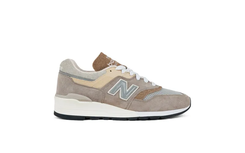 New Balance 997 “Made in USA – Light Mushroom / Mirage Grey” (U997MG)