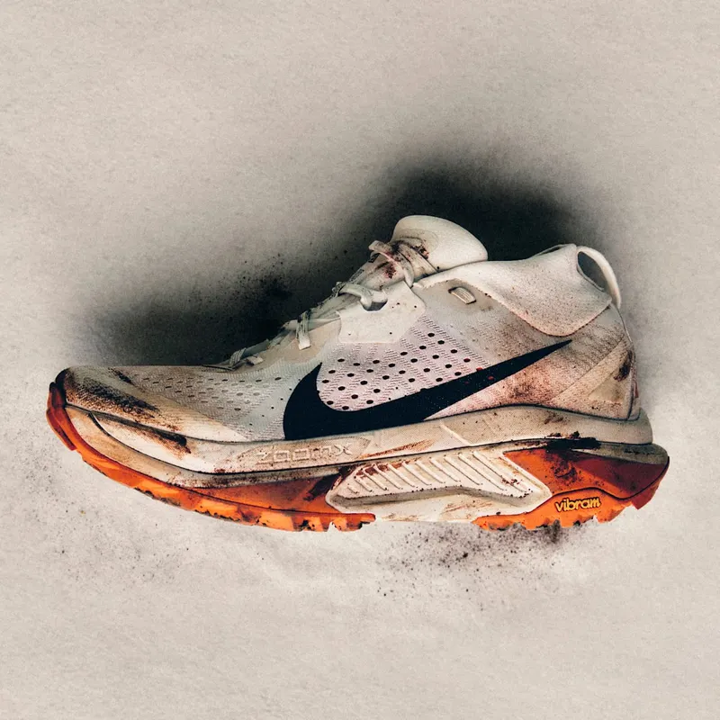 Nike ZoomX Zegama – “Summit White Safety Orange Black” (HV8115-103)