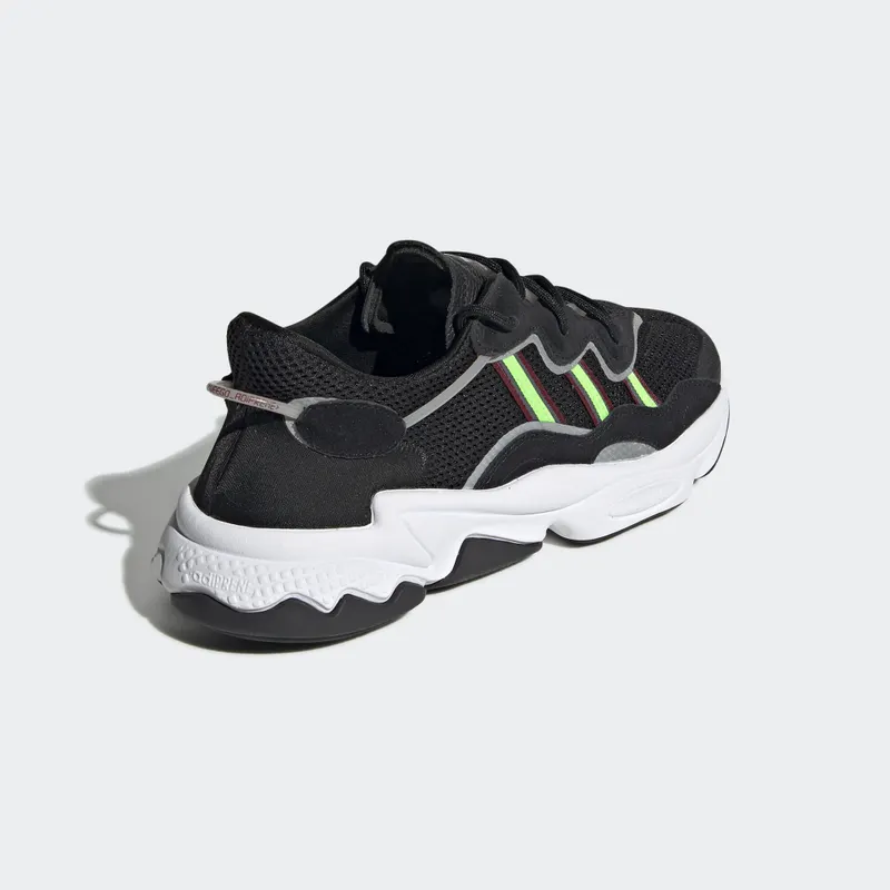 adidas Ozweego Core Black Solar Green Core Black/Solar Green/Onix (EE7002)
