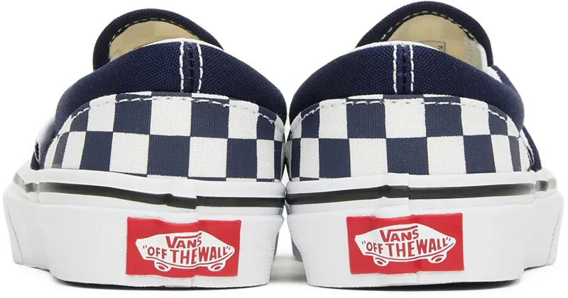 Vans Kids Navy & White Checkerboard Classic Slip-On Little Kids Sneakers (VN0A7Q5GARY1)