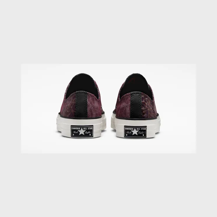 converse-chuck-taylor-all-star A01085C
