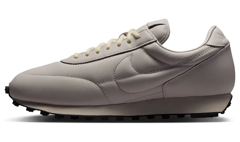 Nike Daybreak – “Moon Particle” (IO4865-020)