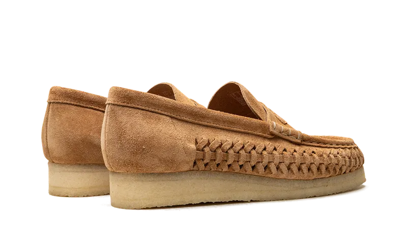 Clarks WALLABEE LOAFER WEAVE “Tan Suede” (26180623)