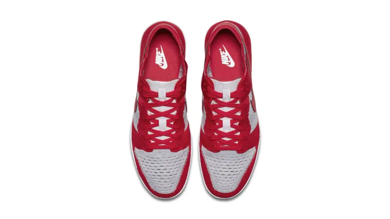 Nike Dunk Low Flyknit University Red Wolf Grey University Red/Wolf Grey-White (917746-600)