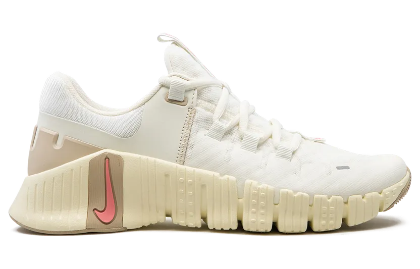nike-free DV3950-100