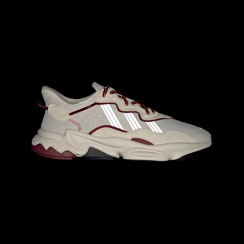 adidas OZWEEGO Chalk White / Off White / Collegiate Burgundy (GX8878)
