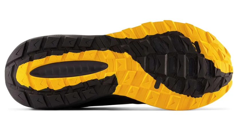 new-balance-sneaker MTNTRGB5