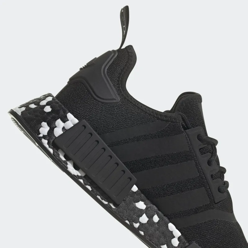 Adidas NMD_R1 Core Black / Core Black / Cloud White (GZ4306)