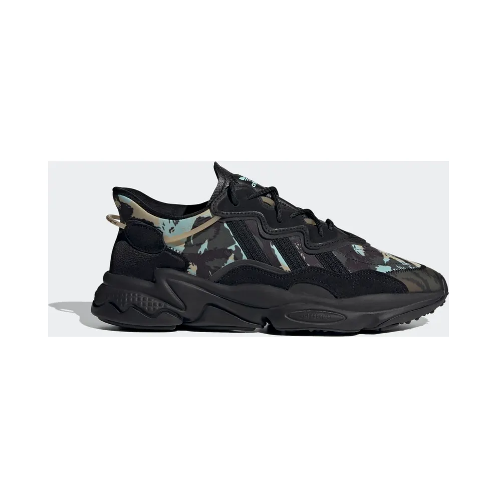 adidas OZWEEGO Core Black / Core Black / Hazy Beige (GV9710)