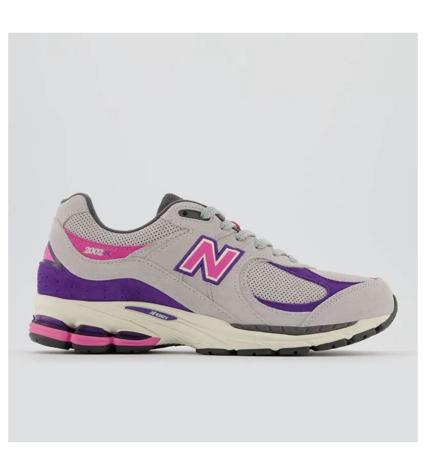 new-balance-2002r M2002RWB
