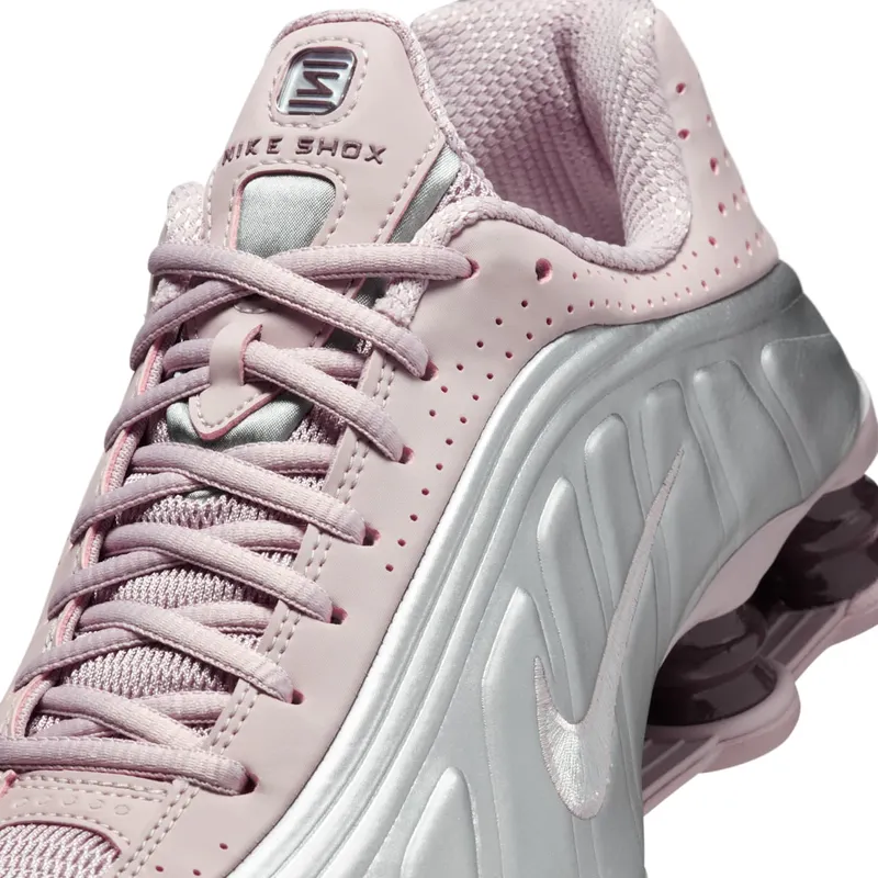 Nike Shox R4 “Particle Rose” (AR3565-601)