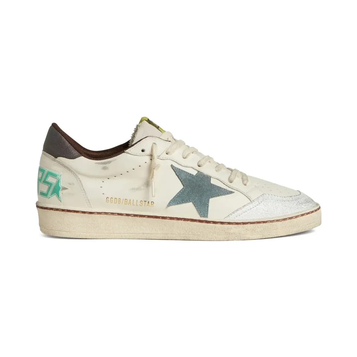 Golden Goose Ball Star aus weißem Leder mit hellblauem Wildlederstern und brauner Nubuk-Fersenlasche Nude (GMF00915F007926)