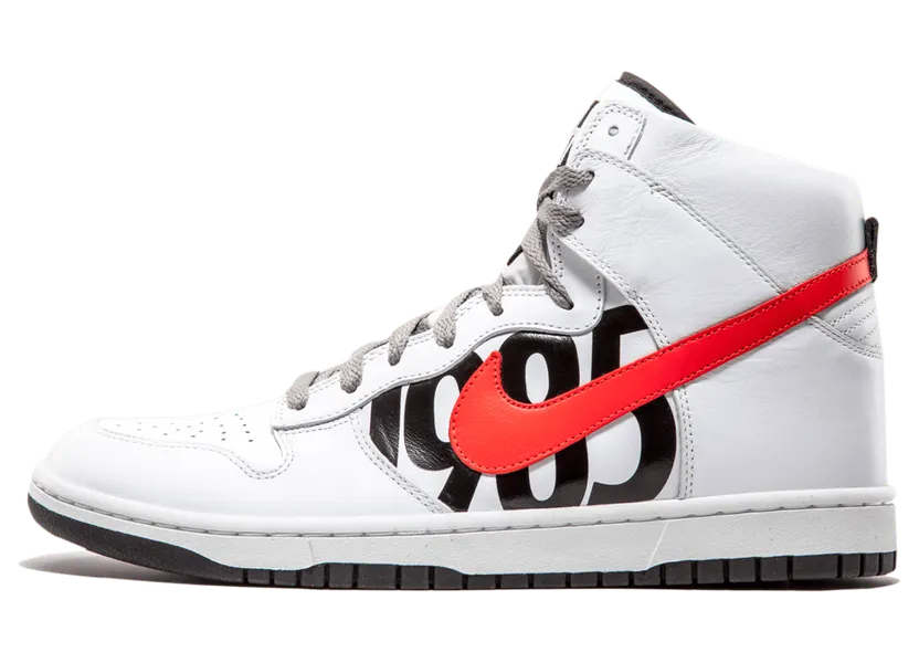 Nike Dunk Lux x undefeated (826668-160)