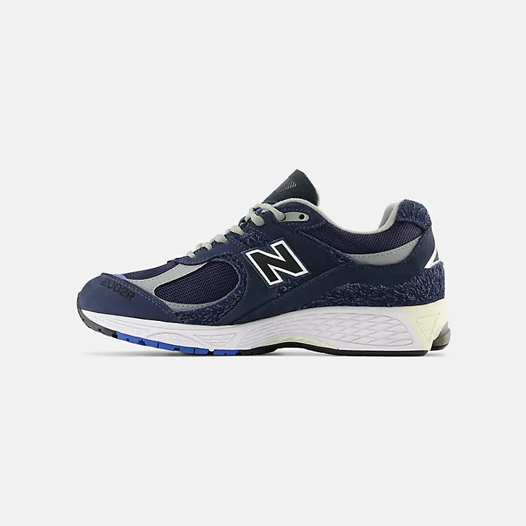 new-balance-2002r M2002RXH