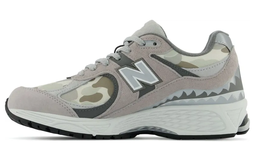 new-balance-2002r M2002RBG