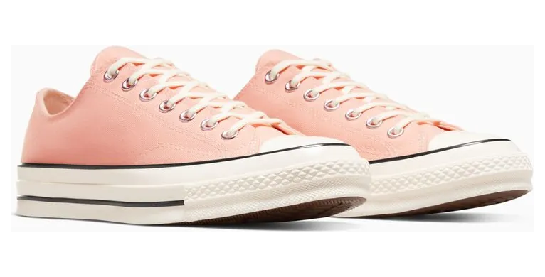 converse-chuck-taylor-all-star A03448C