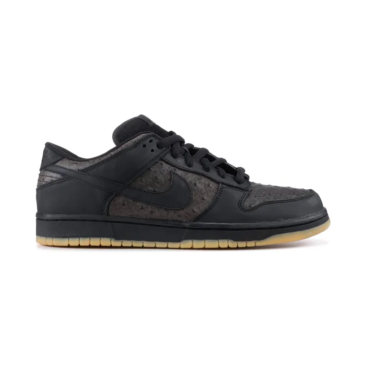 Nike SB Dunk Low Ostrich