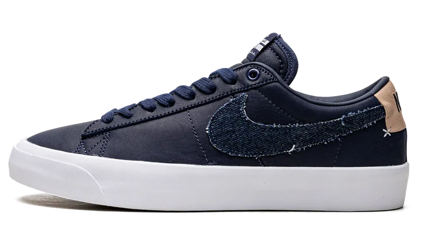 Nike SB Zoom Blazer Low Pro GT Premium Skateschoenen Blauw (DM8890-400)