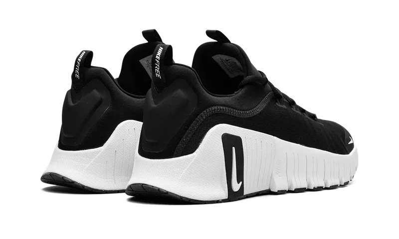 Nike Free Metcon 6 “Black / White” (FJ7127-001)