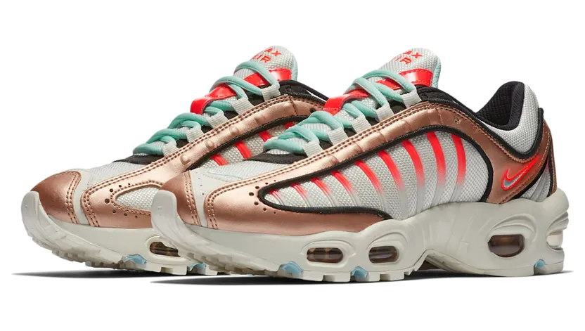 nike-air-max CT3427-900