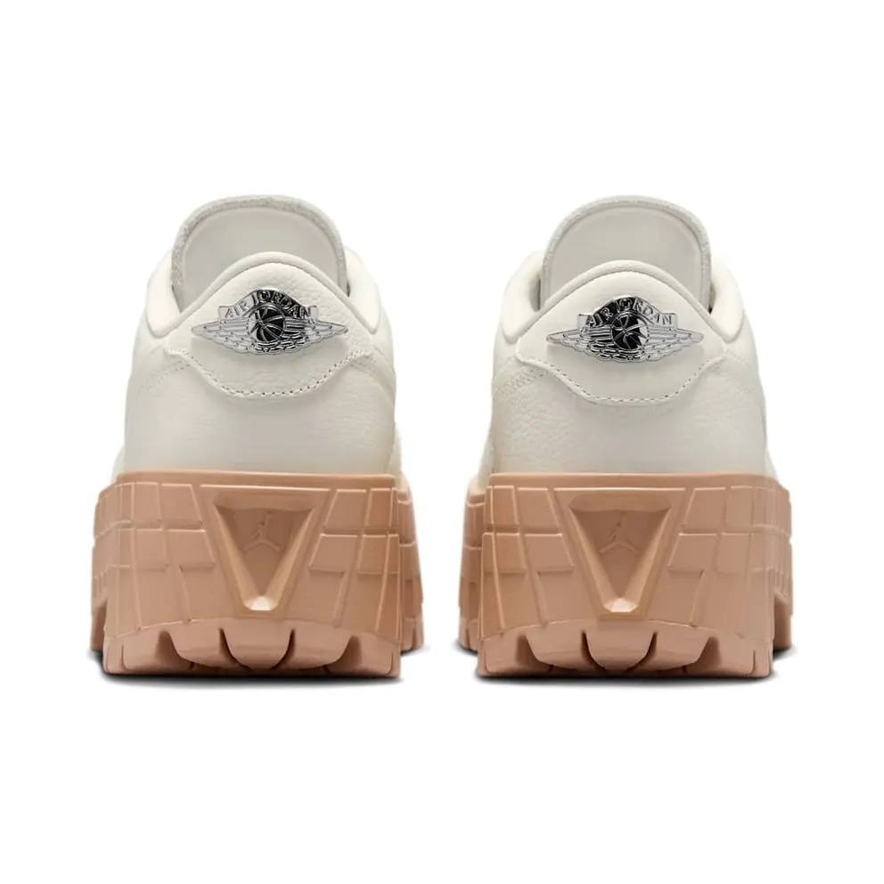 Jordan 1 Low Brooklyn Sail Rattan (HF3184-101)