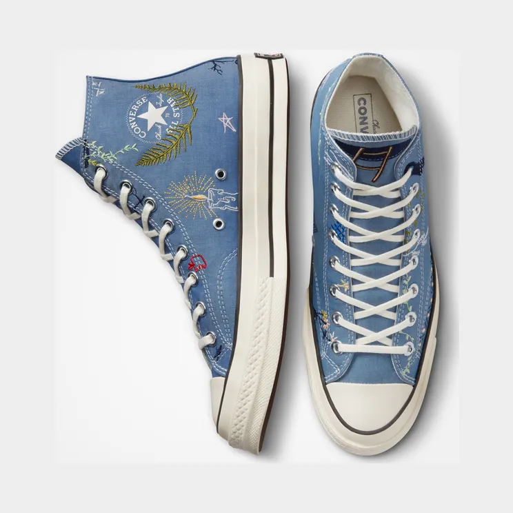 converse-chuck-taylor-all-star A03664C