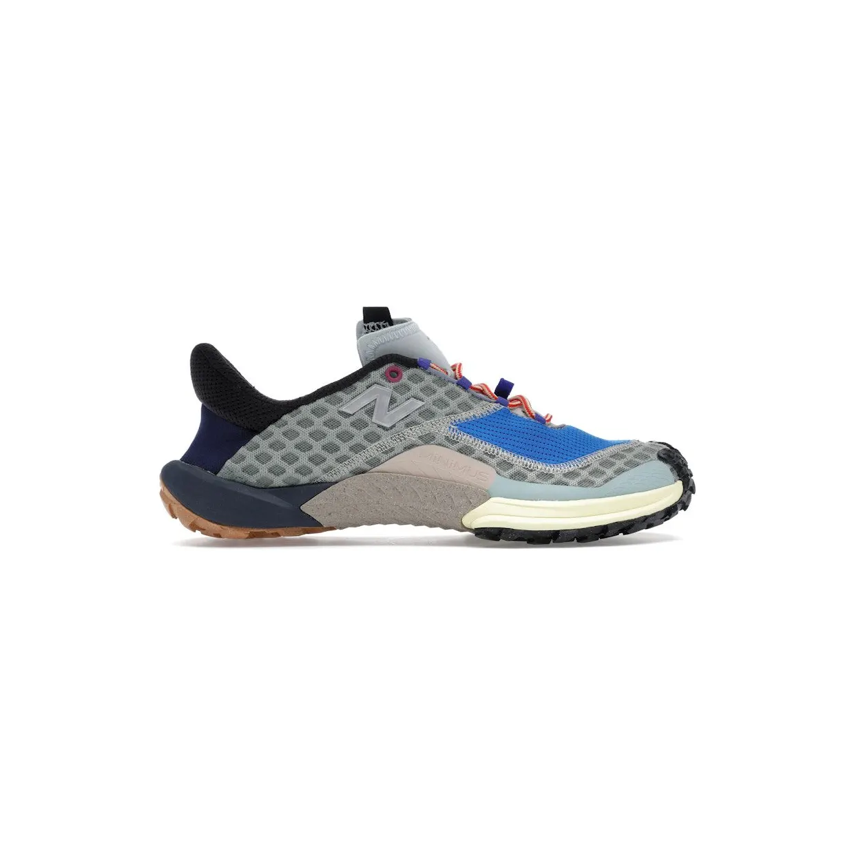new-balance-minimus-trail UM10LAC