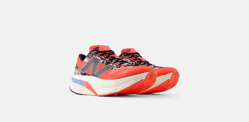 NEW BALANCE TCS London Marathon FuelCell SuperComp Elite v4 “Urgent Red / White / Black” (WRCELLM4)