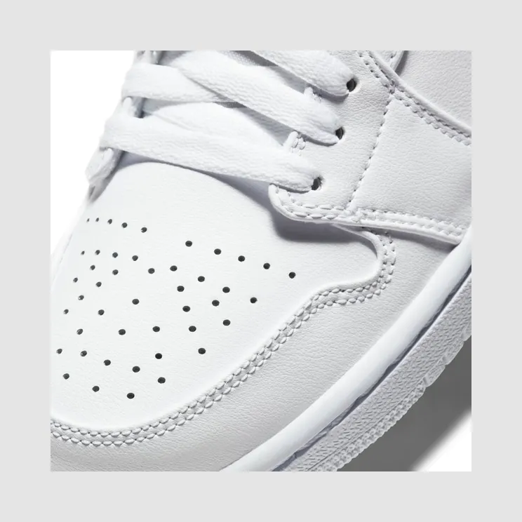 air-jordan-1 AO9944-111