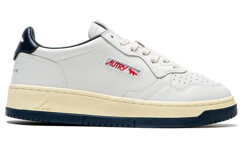 Autry Medalist Leather Low Maison Kitsuné White Navy (AULW-MK01)