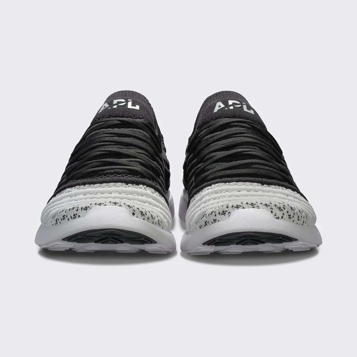 APL TechLoom Wave “Black/White/White” (Heren) (4)