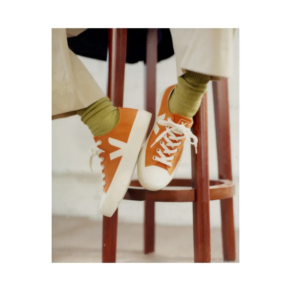 Veja Wata II Low Pumpkin / Pierre – “Orange” (PL0103175B)