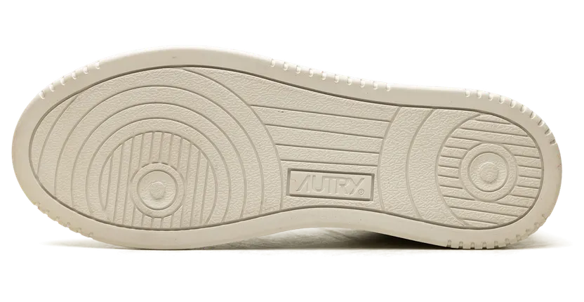 Autry Medalist Low “White/Silver” (AULW-GB01) (4)